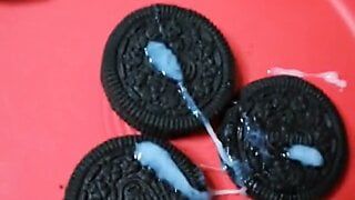 Got milk? Oreos and cum – Cum on food 1