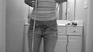 sladko momiche pravi striptiiz