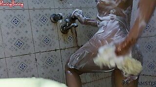 Teen College Girl Hidden Cam Bathing Video