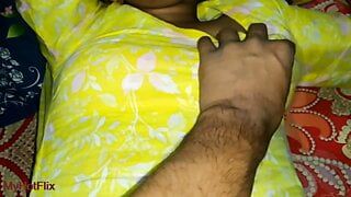 Bhabhi Fucking With her Best Friend. Desi Hot Girl Fuck with Friend