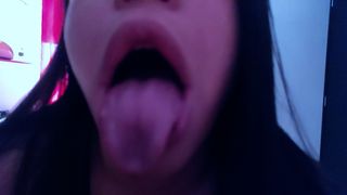 Look daddy! I swallowed it all!