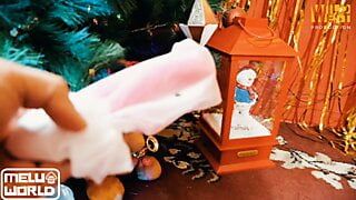 Mom Noel anda the dildos