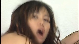 Opa fickt asiatische nachbarin! Enge kleine fotze bebt!