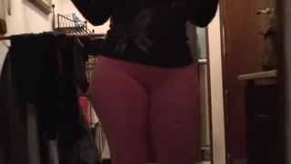 26yr old pawg wife wearing leggings