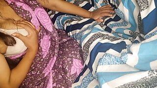 Aunty sapne mein beta ka sath chutai deka phir uska lund chusa