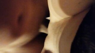 beau frere me baise et m’arrose la chatte