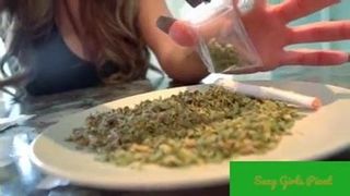 Brazzers, girlfriend in a store