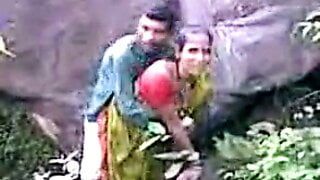 devar and bhabi in jungle
