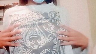 How delicious I squirt and wet the bed