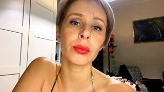 I tell u about your duty to give your maney to me russian language