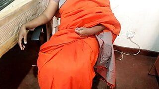 Indian Desi Bhabhi Dammi Eenjoing Her Self 16