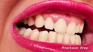 my teeth (preview) Model Anastasia Gree