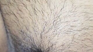 Nind me badi behan ke sath maza kia.