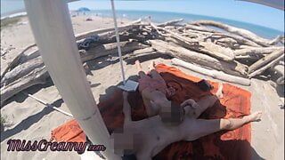 Risky Hanjob on the Canary Beach Almost caught reading a book – MissCreamy