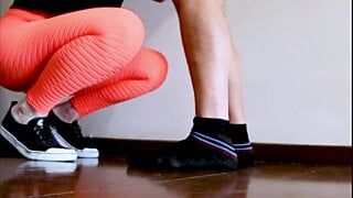 Visit from a friend for a blowjob at the door.