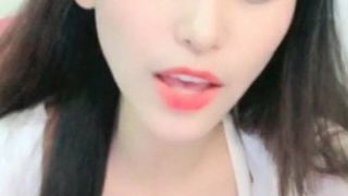 Chinese model MILF handjob at home pretty sexy 36D36D