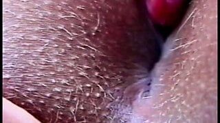 Latina mit schwanz gefickt