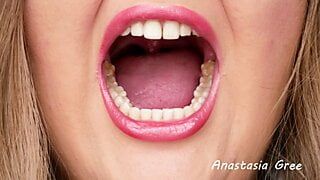 Sharp Teeth – BBW Mouth Model Anastasia Gree