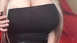 Susi is wearing black latex