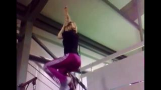 Rope climb orgasm by a woman (masturbation)
