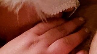 Thick woman gives blowjob