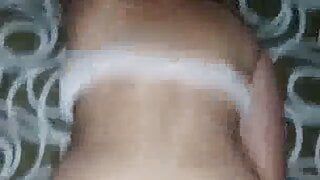 Vecinita tiene antojo de mi verga bien rica