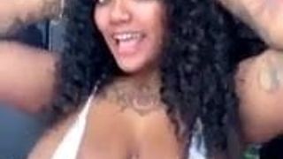 Cute tan skin (Piel canela linda)