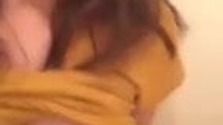 GORGEOUS INDIAN BEAUTY SHOWING PUSSY AND BIG BOOBS ON CAM