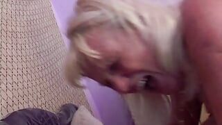 MATURE 4 LOVER – HORNY BITCH SUCKS A HARD COCK THEN RIDES IT