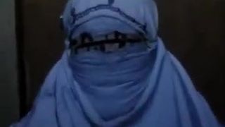Mukena, niqab
