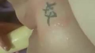 2 handed cunt fisting