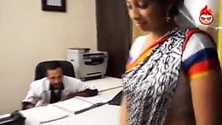 Bangalore private doctor enjoys sex at home