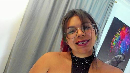 Big beautiful Colombian woman show you her amazing body