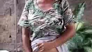 brazilian women showing her hairy pussy