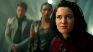 Emilia Burns. Ivana Baquero – The Shannara Chronicles s1e04