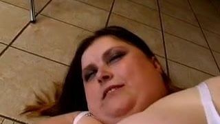 For admirers of the fuller figure – 30