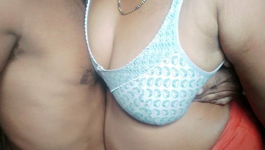 Step-sister payals navel fuck and pussy fingering in birthroom