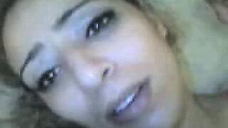 Tunisian bitch trying anal