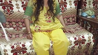 yellow dressed desi bride pussy fucking hardsex with indian desi big