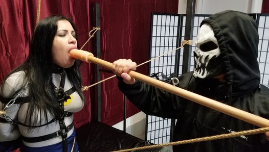 Cassandra Cain Cosplay Bondage Blowjob