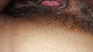 Deshi gave ki babi ko godi bankr ke khub coda bhut hi Maja Ata he jab babi ko choda jata he