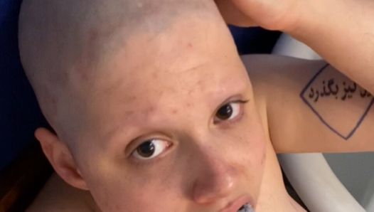 Hairless Whore – Adama Daat Amateur Fetish Head and Brow Shave