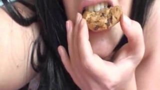 Eating Her Cum Cookie!!