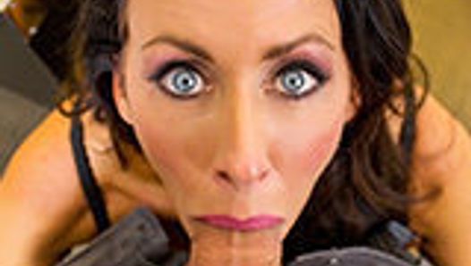 MILF VR – Vegas MILF – Reagan Foxx