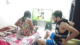 18 year old brunette big saggy tits from New York United States fucking her stepbrother’s big dick