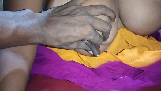 Ghar per koi nahin tha bhabhi ko bulakar chudai ki