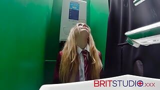 Gloryhole: 18 year old college girl sucks cock