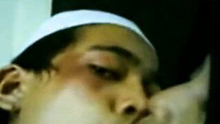 malay- tudung kopiah