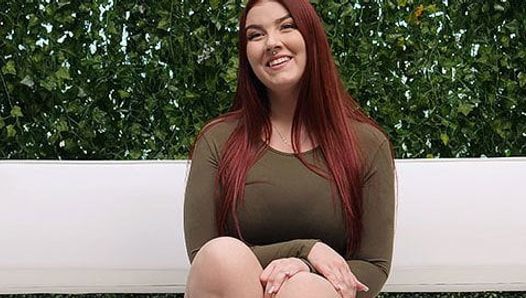 PAWG Gets Her First Black Dick