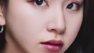 Chaeyoung’s Bukkake-Ready Close-Up